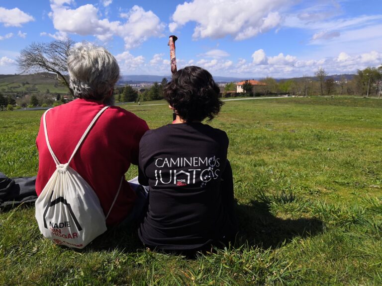 pro-vXAOZmKS